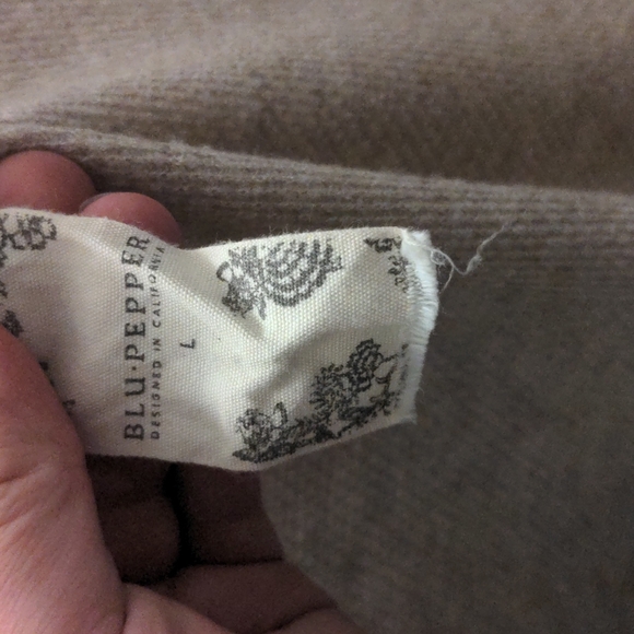 ***LAST CHANCE***Beige peplum Sweater - Picture 4 of 5